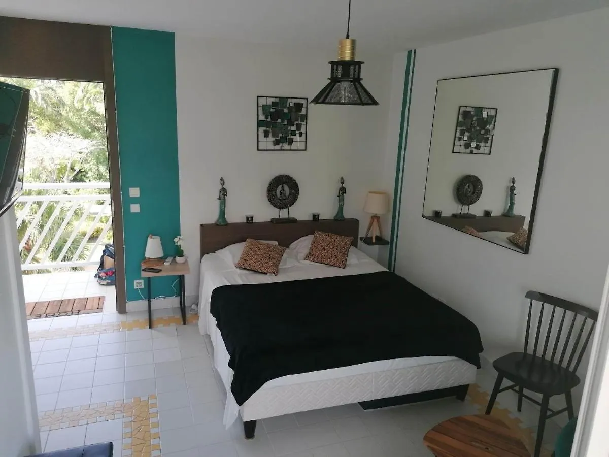 Appartement Studio St Francois Mer / Piscine Saint-Francois